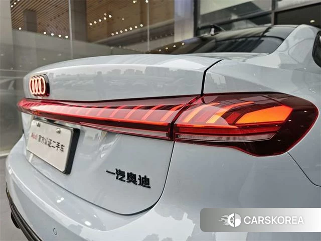 Audi A5L id 4333724 из Китая 7