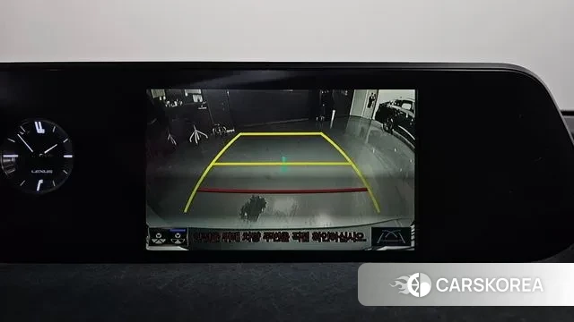 Lexus UX250h id 3682067 из Кореи 7