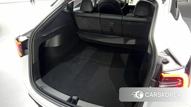 Tesla Model Y id 4337119 из Кореи 7