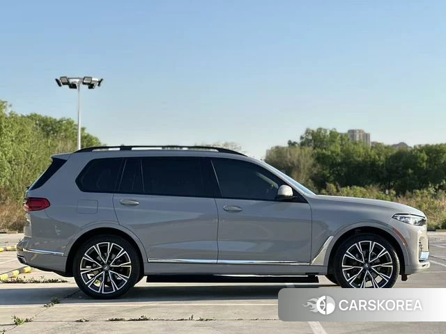 BMW X7 id 4299626 из Китая 7