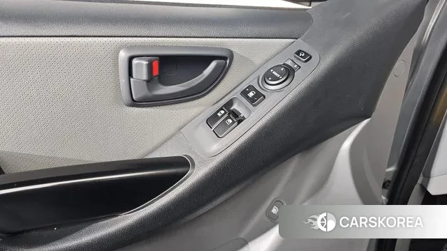 Hyundai The New Grand Starex id 3578895 из Кореи 7