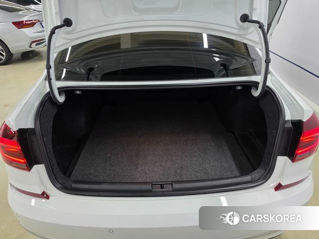 Volkswagen The New Passat id 4285951 из Кореи 7