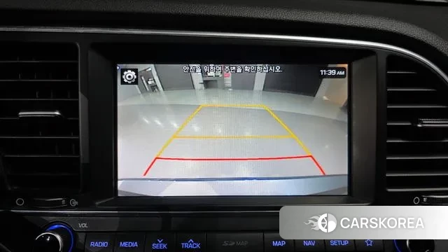 Hyundai Avante AD id 3687684 из Кореи 7