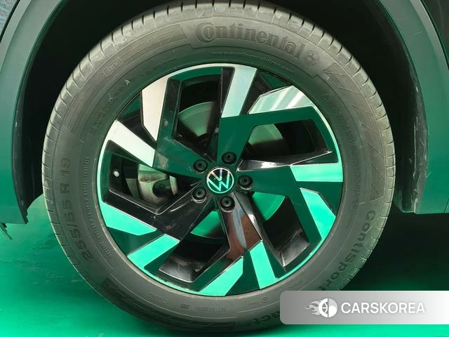 Volkswagen Tourang id 4257738 из Китая 7