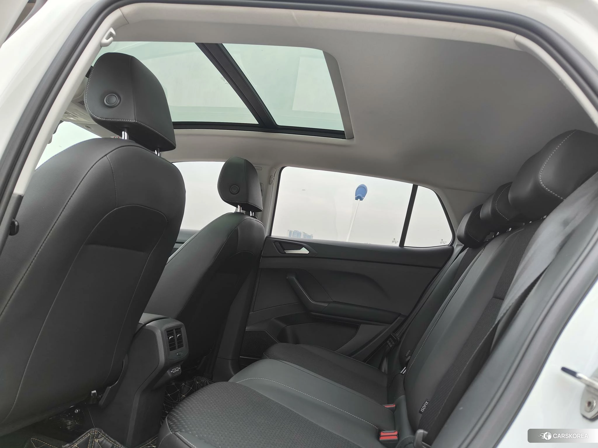 Volkswagen Exploring the shadow id 4455585 из Китая 7