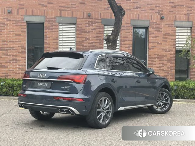 Audi Q5L id 4208569 из Китая 7