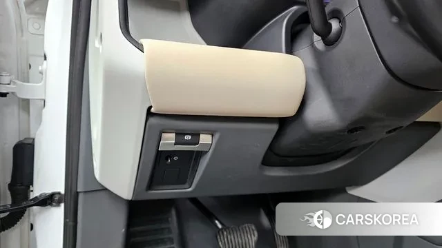 Land Rover Defender (L663) id 3524979 из Кореи 7