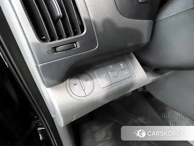 Hyundai The New Grand Starex id 3226518 из Кореи 7