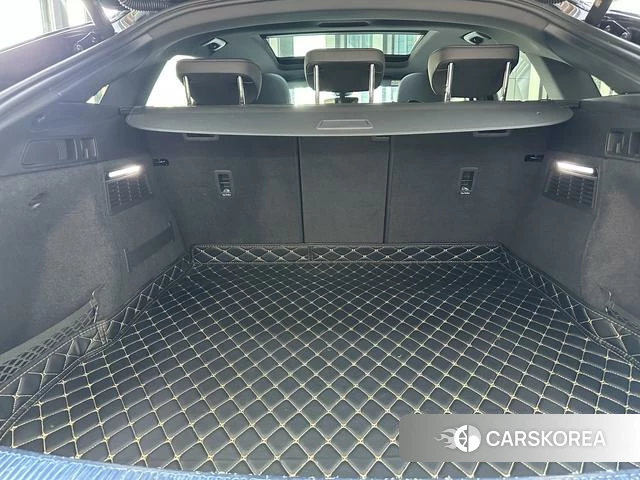 Audi Q5L Sportback id 3895939 из Китая 7