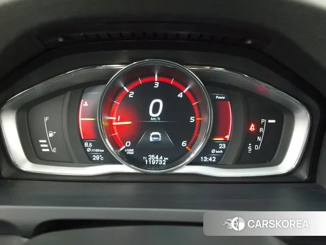 Volvo V60 Cross-Country id 3005084 из Кореи 7