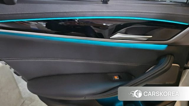 BMW 5 Series (G30) id 4887183 из Кореи 7