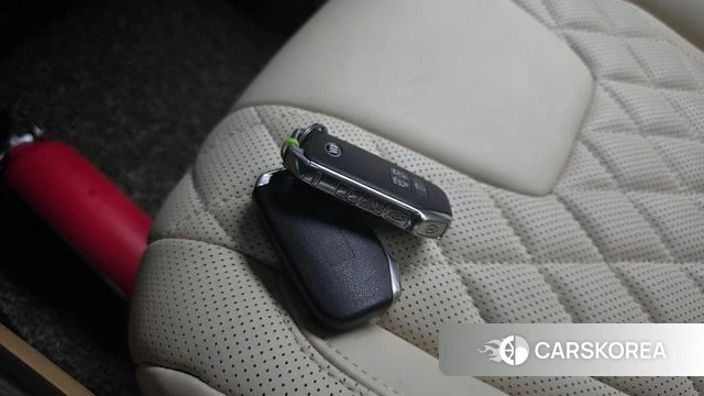 Kia Carnival 4th generation id 4693131 из Кореи 7