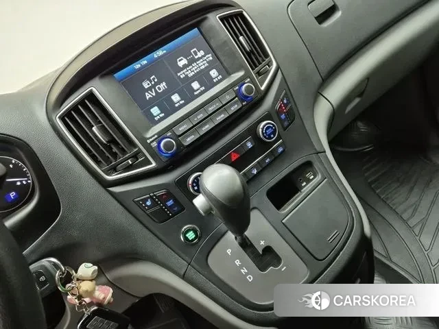 Hyundai The New Grand Starex id 3504807 из Кореи 7