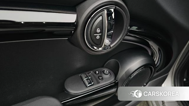 Mini Cooper S id 4602678 из Кореи 7