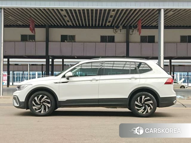 Volkswagen Tiguan L id 4271067 из Китая 7