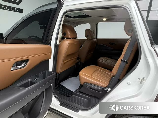Nissan Exploring the land id 4291476 из Китая 7