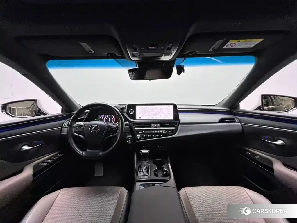 Lexus ES id 4654459 из Китая 7