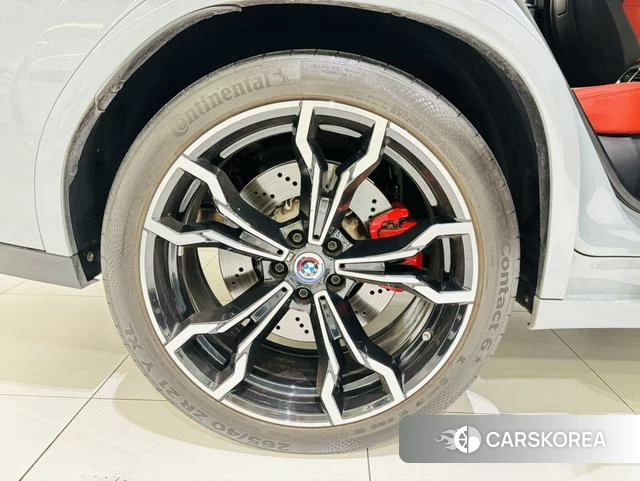 BMW X4 M id 4278383 из Китая 7