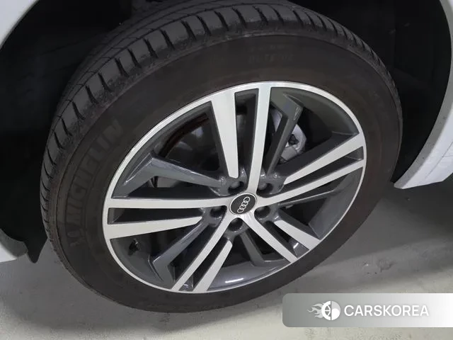 Audi Q5 (FY) id 3399011 из Кореи 7