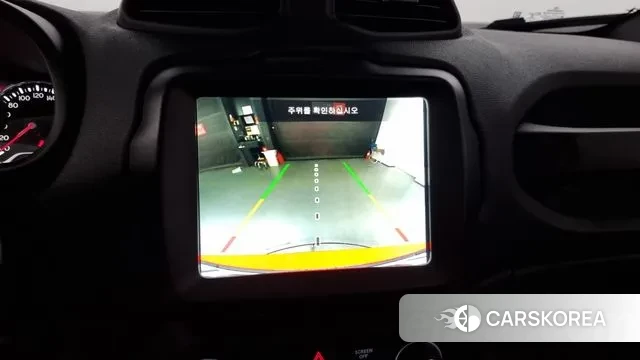 Jeep Renegade id 2849360 из Кореи 7