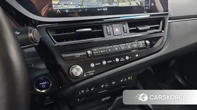 Lexus ES300h 7th generation id 3012093 из Кореи 7