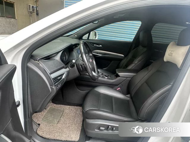 Cadillac XT4 id 4227914 из Китая 7