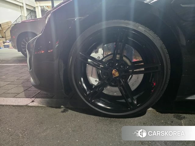 Porsche Taycan id 4337956 из Кореи 7