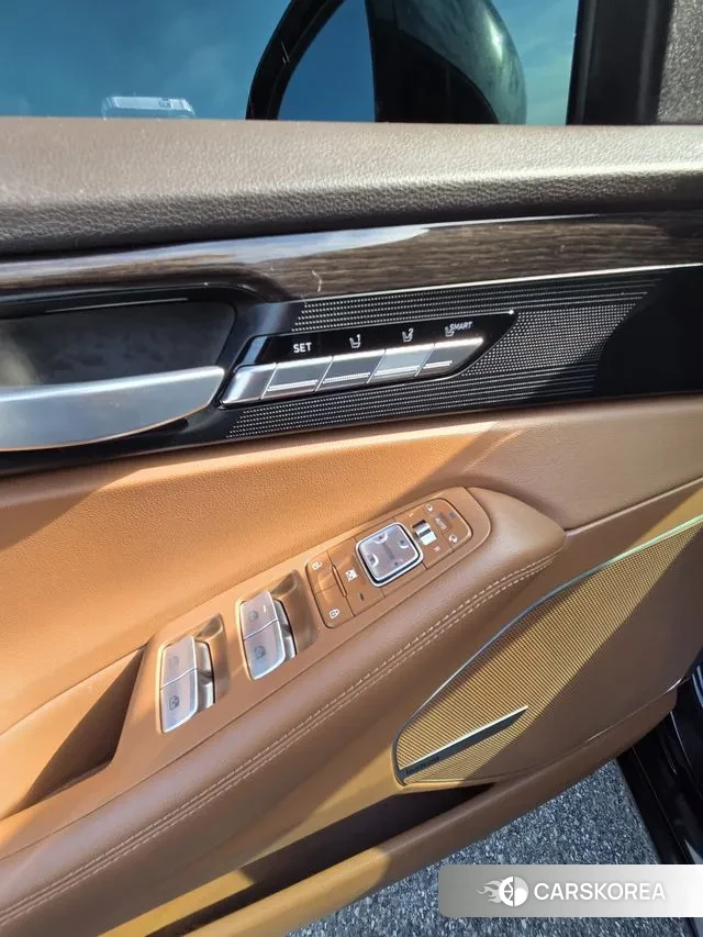 Genesis G90 id 3535807 из Кореи 7