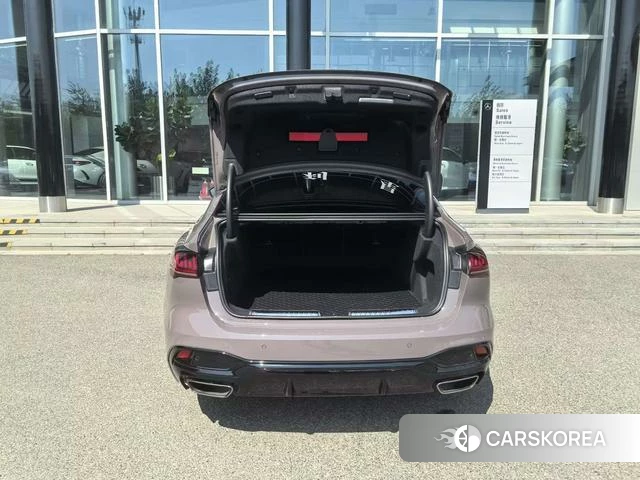 Audi A5L id 4275900 из Китая 7
