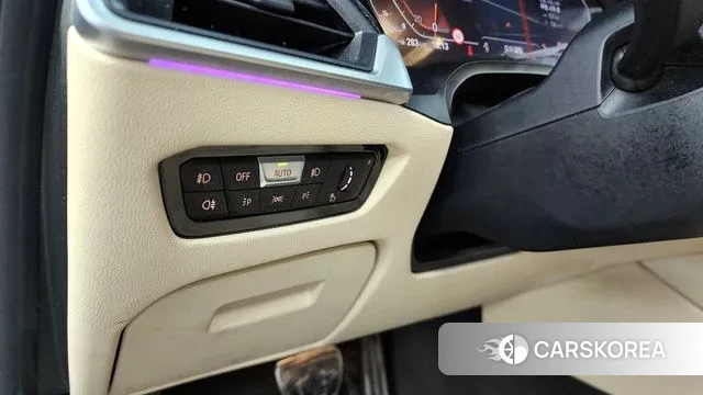 BMW 3 Series (G20) id 3656306 из Кореи 7