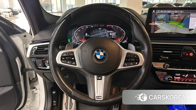 BMW 5 Series (G30) id 4303666 из Кореи 7