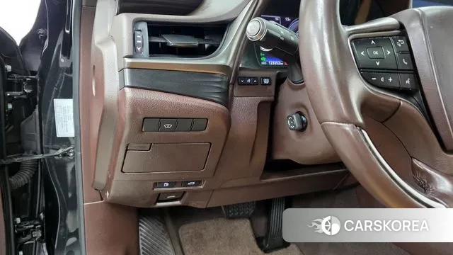 Lexus ES300h 7th generation id 3723618 из Кореи 7