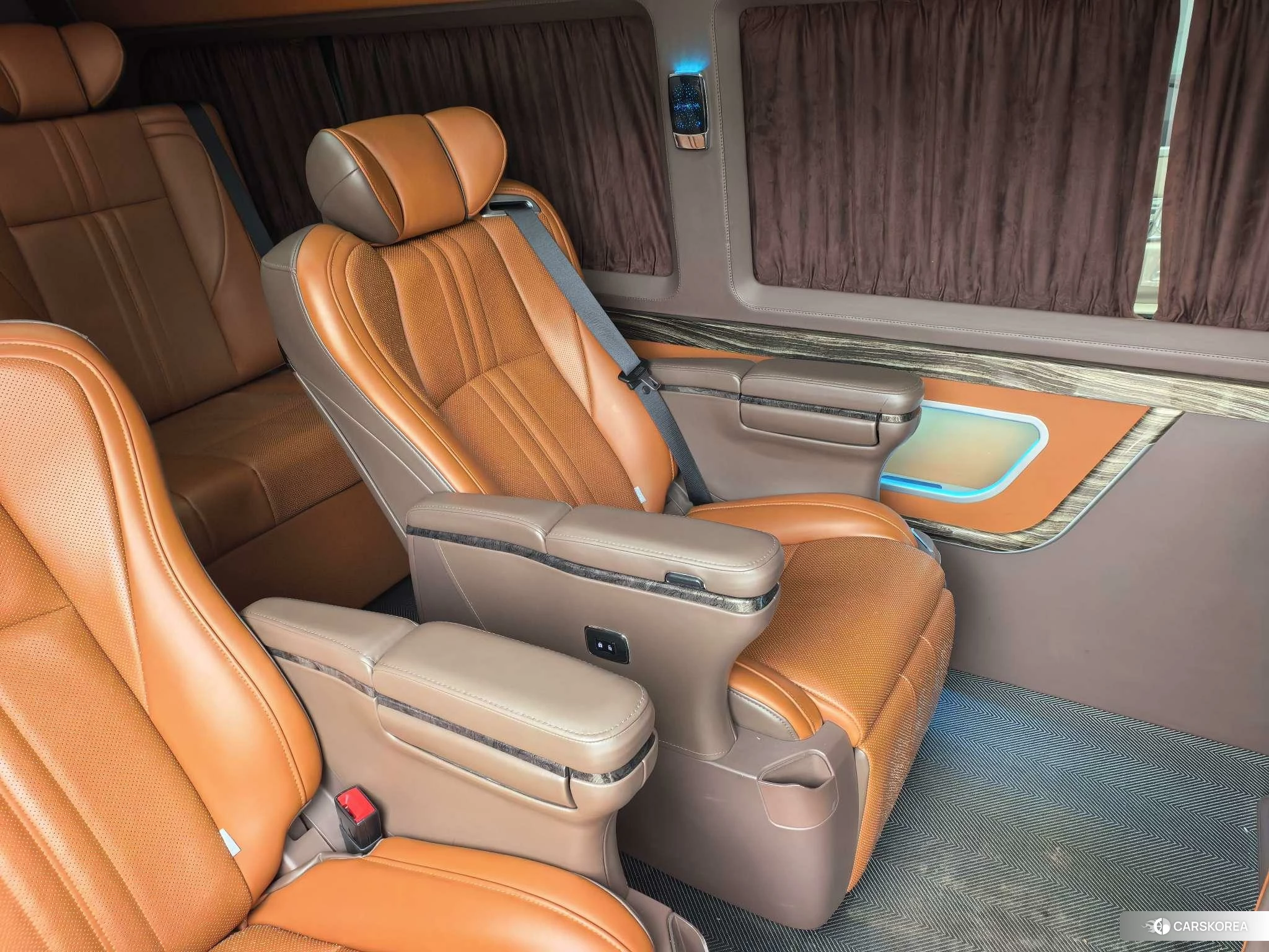 Toyota Hiace id 4455896 из Китая 7