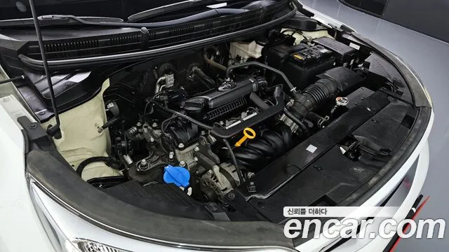 Kia Stonic id 2534963 из Кореи 7