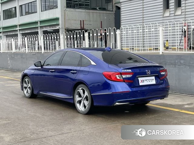 Honda Accord id 4336380 из Китая 7