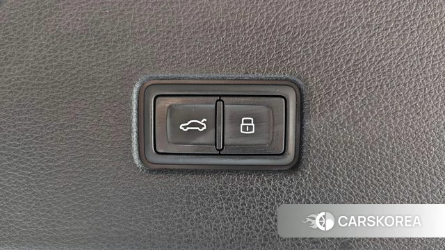 Audi Q8 (4M) id 4400968 из Кореи 7