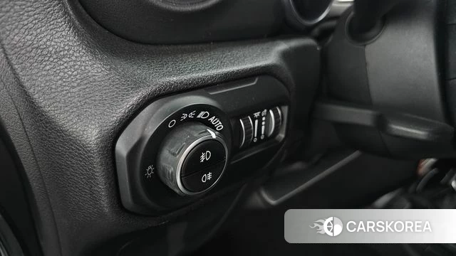 Jeep Wrangler (JL) id 4294921 из Кореи 7