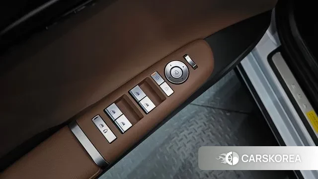 Hyundai Grandeur (GN7) id 3426119 из Кореи 7