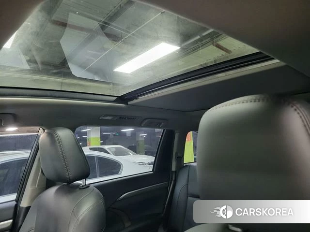 Toyota Highlander id 4365685 из Китая 7