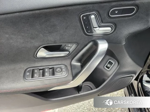 Mercedes-Benz A-Class W177 id 3708484 из Кореи 7