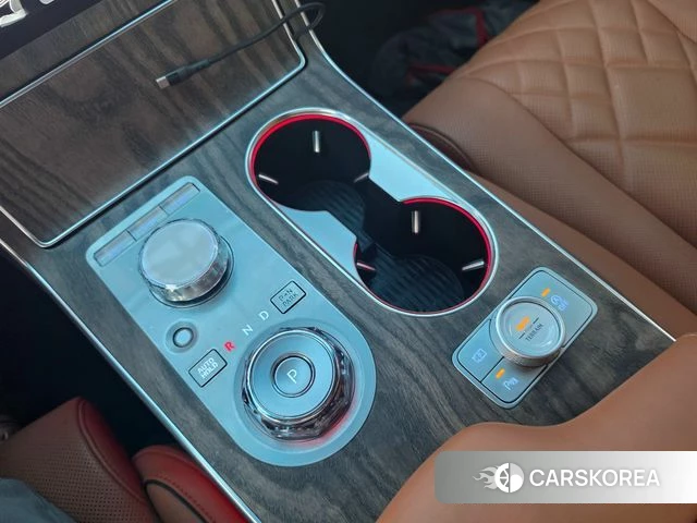 Genesis GV80 id 4847736 из Кореи 7