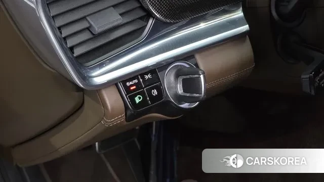 Porsche Panamera (971) id 3778366 из Кореи 7