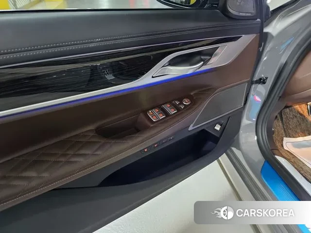 BMW 7 Series (G11) id 3571063 из Кореи 7