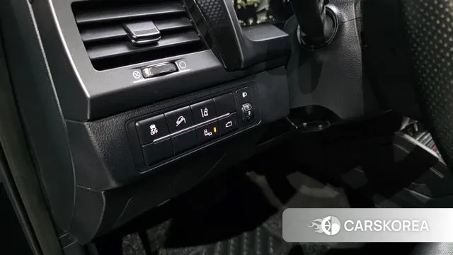 Ssangyong The New Rexton Sports Cannes id 3771475 из Кореи 7