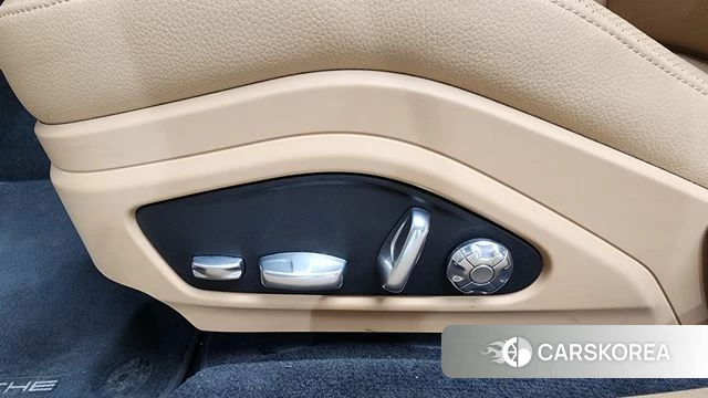Porsche Panamera (971) id 4403461 из Кореи 7
