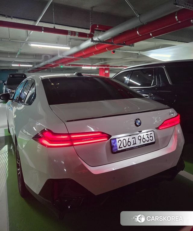 BMW 5 Series (G60) id 4243273 из Кореи 7