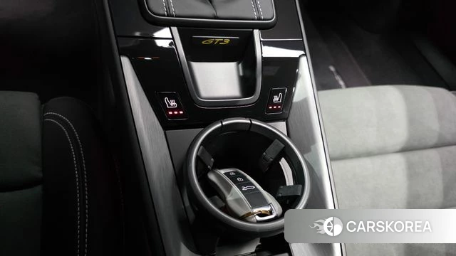Porsche 911(992) id 4548496 из Кореи 7