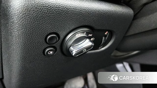 Mini Cooper Convertible id 3933890 из Кореи 7