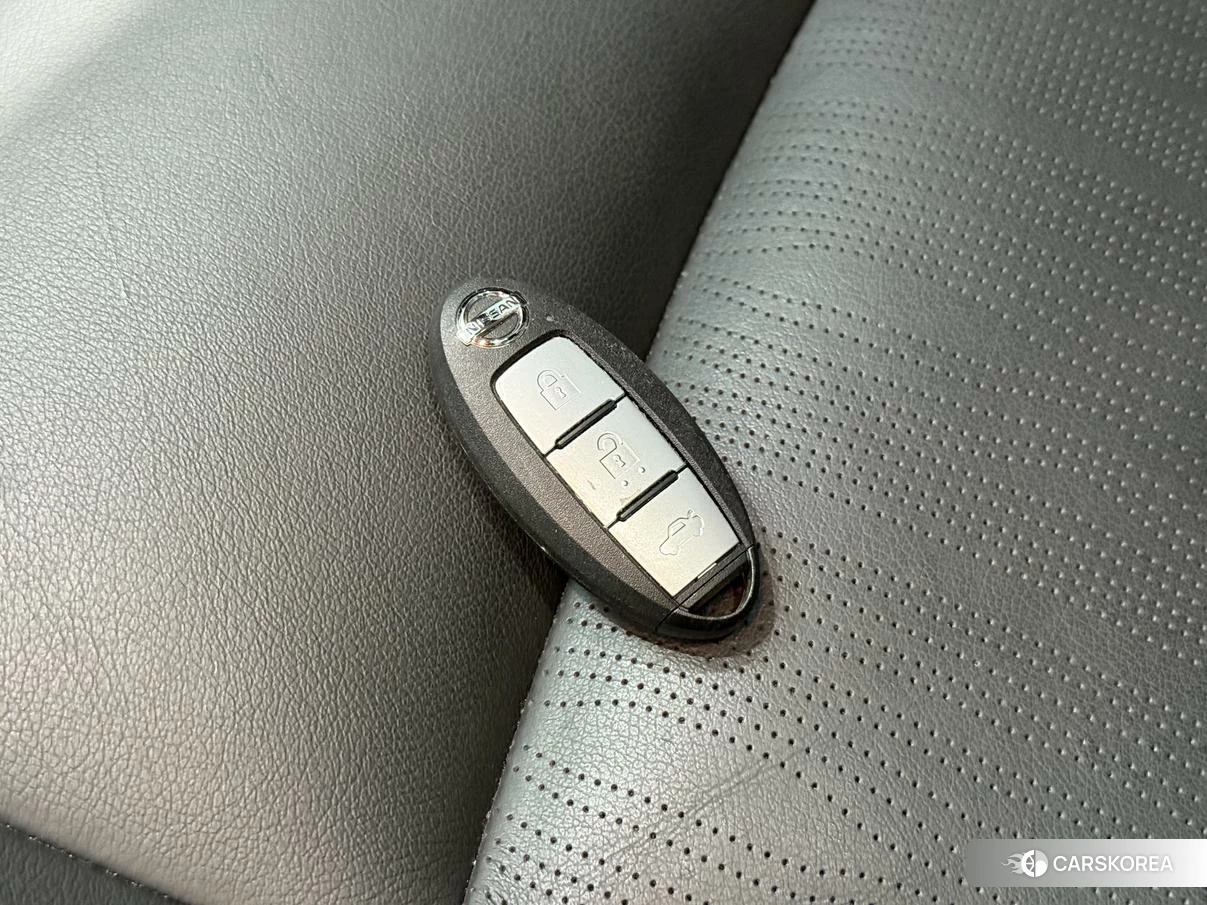 Nissan Teana id 4452587 из Китая 7