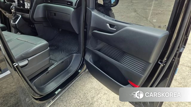 Hyundai Staria id 3892279 из Кореи 7